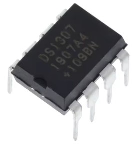 DS1307 real-time clock chip in a DIP-8 package